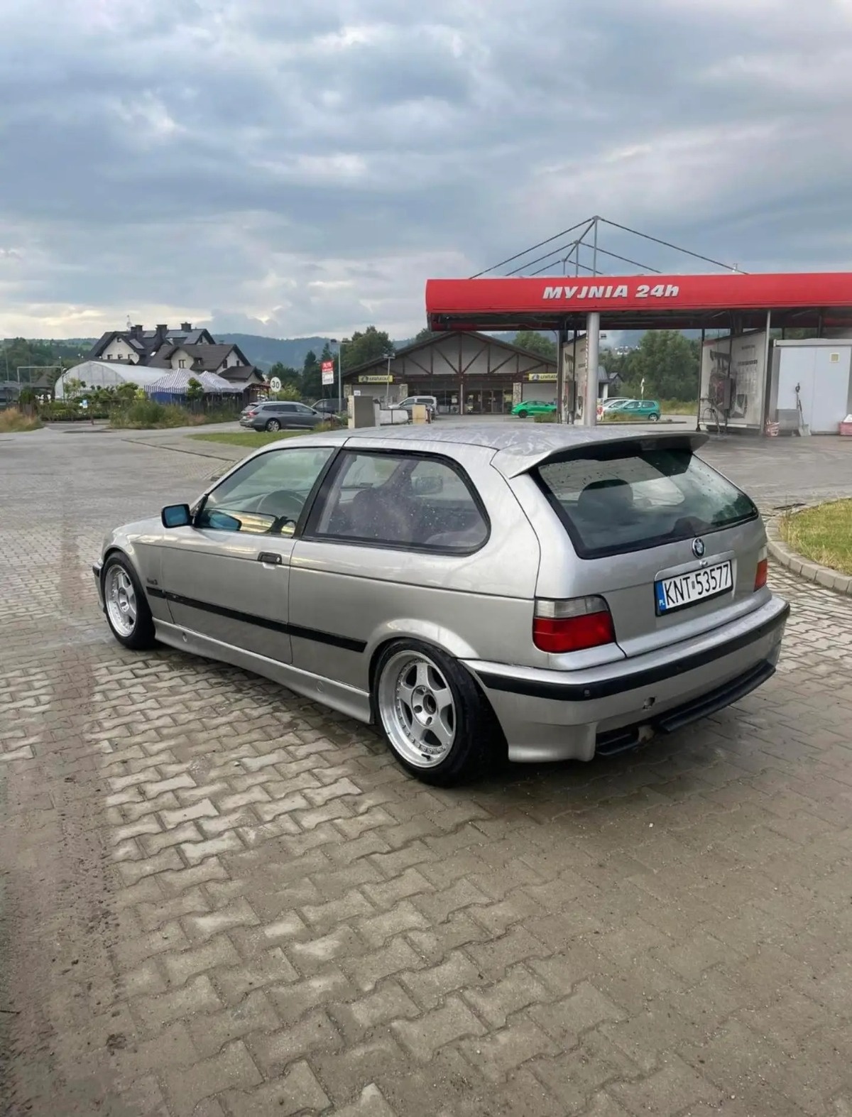 e6d14dc6-4372-4927-9a71-6293ef841aa3