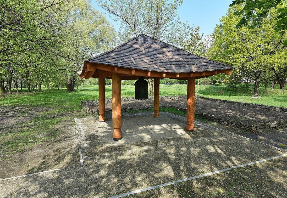 b35aec14-8cc0-49af-aff8-0a6e1be8847c