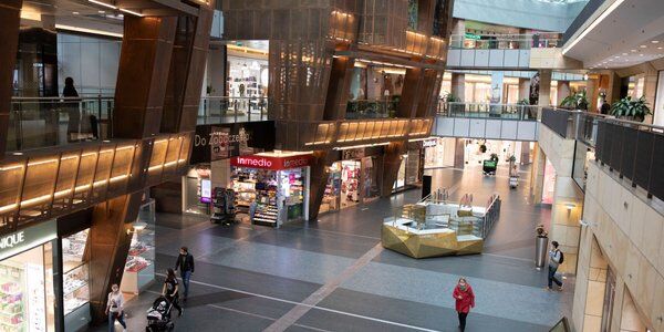 Więcej zwolenników niż przeciwników obowiązku posiadania certyfikatu covidowego