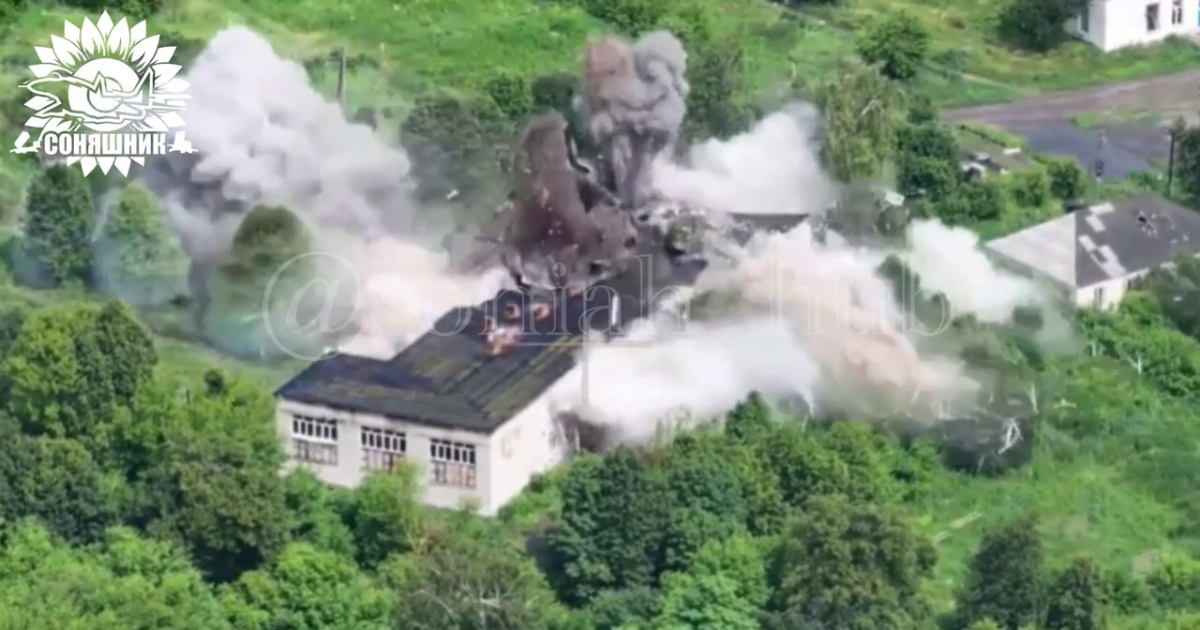 fe18b615-5070-4db6-8225-863d437abf43