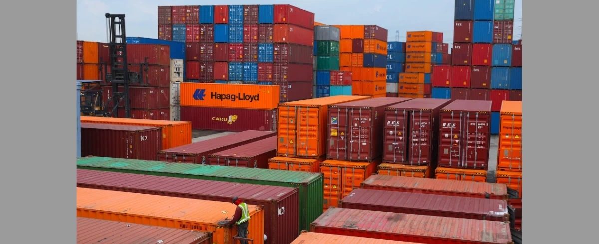 Firmy omijają Zatokę Perską. Nowe trasy i porty windują koszty transportu