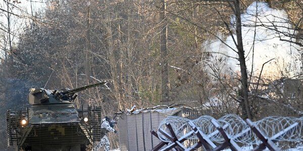 Ukraińcy wysadzili most w pobliżu Kijowa. Chcą zatrzymać rosyjskie czołgi