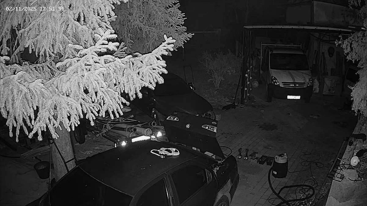 1663b86d-a5b7-4d44-8758-a1d2f5107050