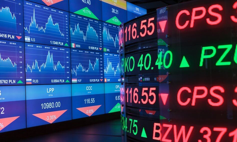 Mocna sesja dla spółek Skarbu Państwa. Słaby debiut BeeIN z branży OZE