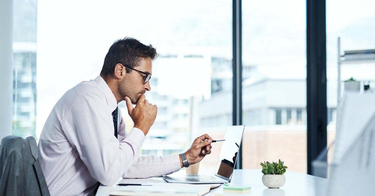 Nawet 35 tys. zł pensji. Chętnych ciągle brakuje. Ważna jest znajomość KSeF