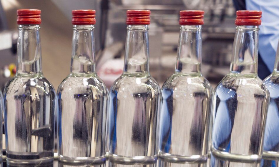Paczki żywnościowe w zamian za podrobiony alkohol. Pomysł władz rosyjskiego regionu