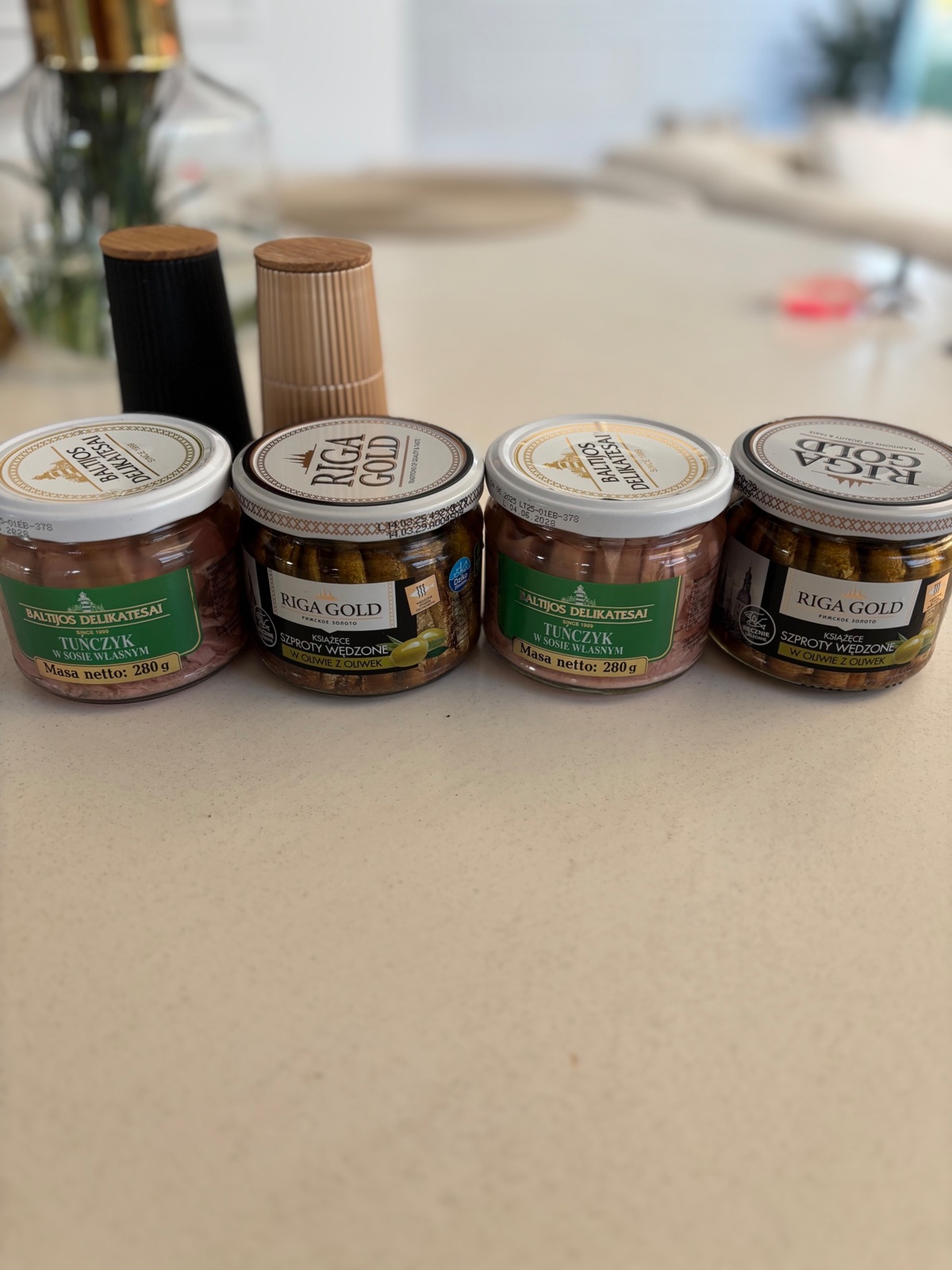 cd280f5f-6dc0-400d-9dc0-70e32ad181f8