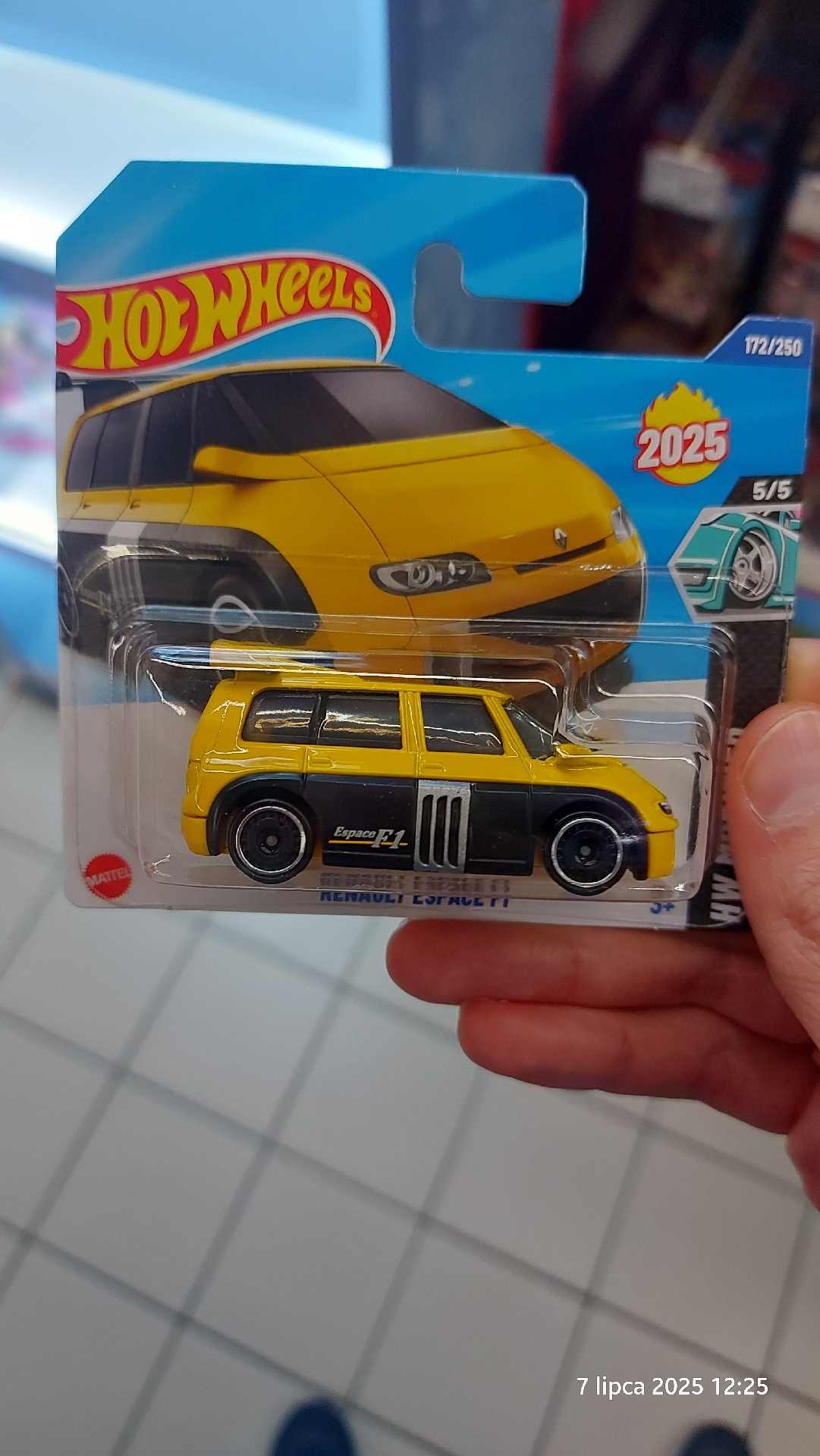 12f20f0a-5b17-41ef-b658-86cc36e84d75