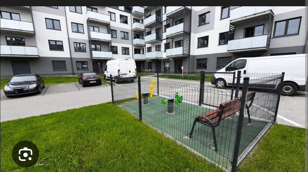 e9cbdaf2-e6ef-43d1-a0a7-a867e9e328ab