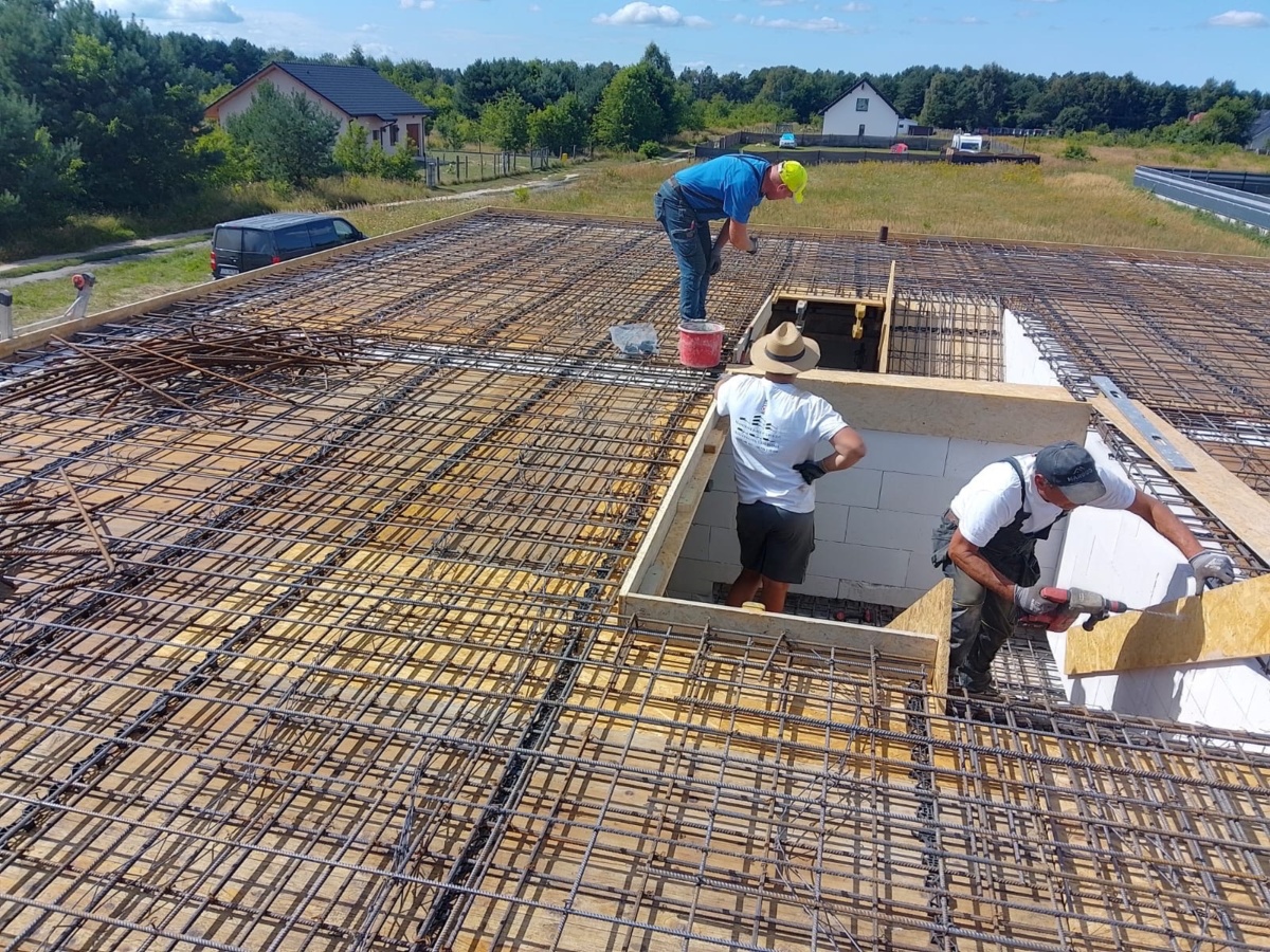 481b2fbc-0d40-471d-957c-8168c5307eb4