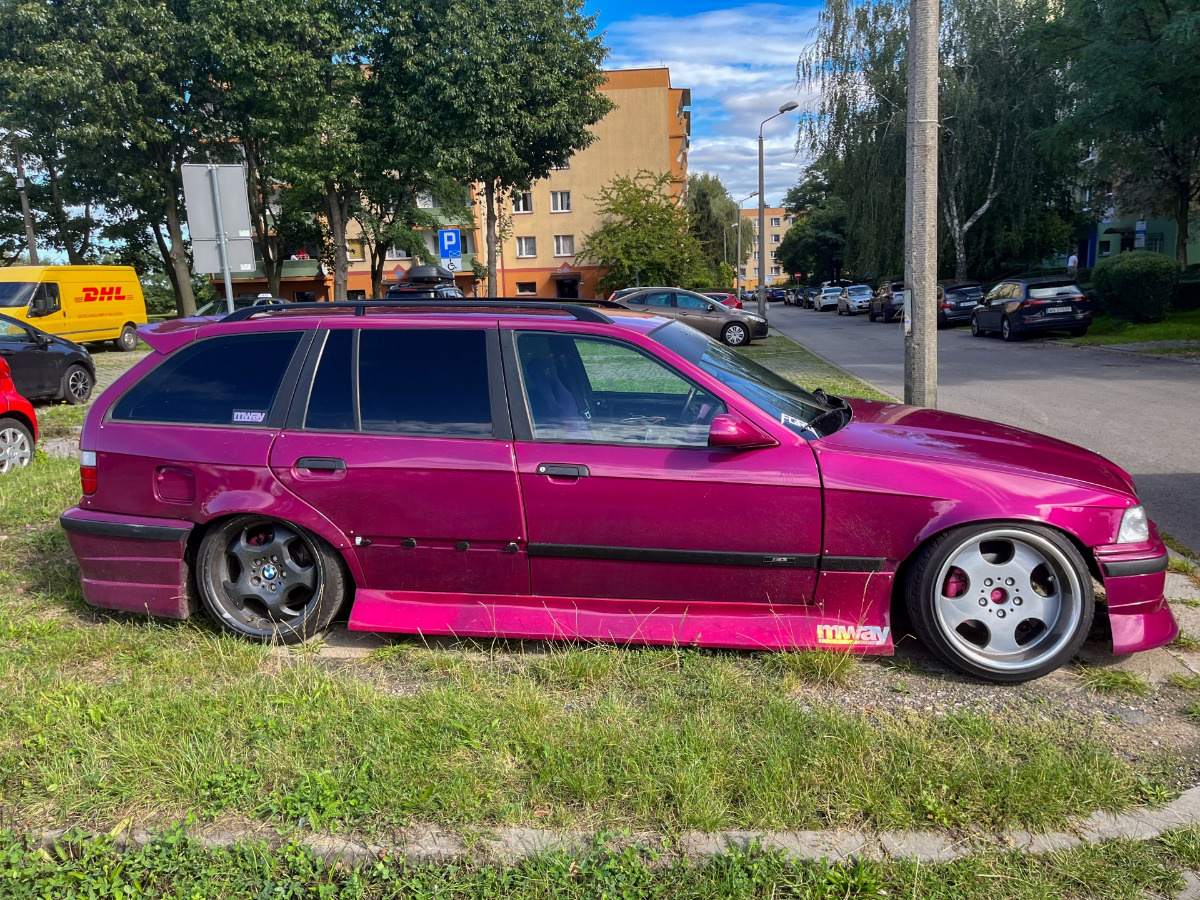 6c17157c-9ab7-47fc-b979-e2ba14bd2143