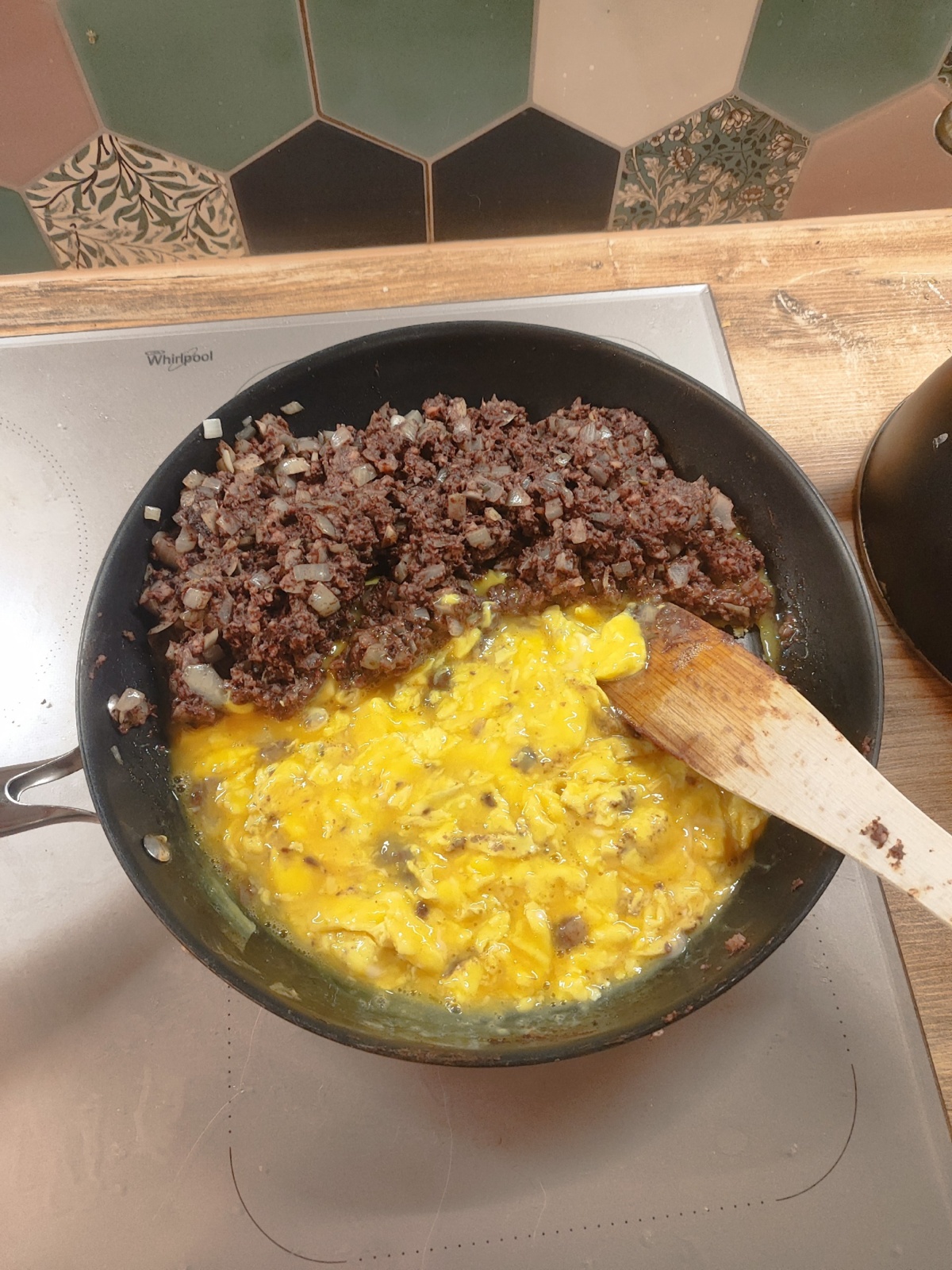 8464e529-905b-478e-a5b4-2eaaad70bc65