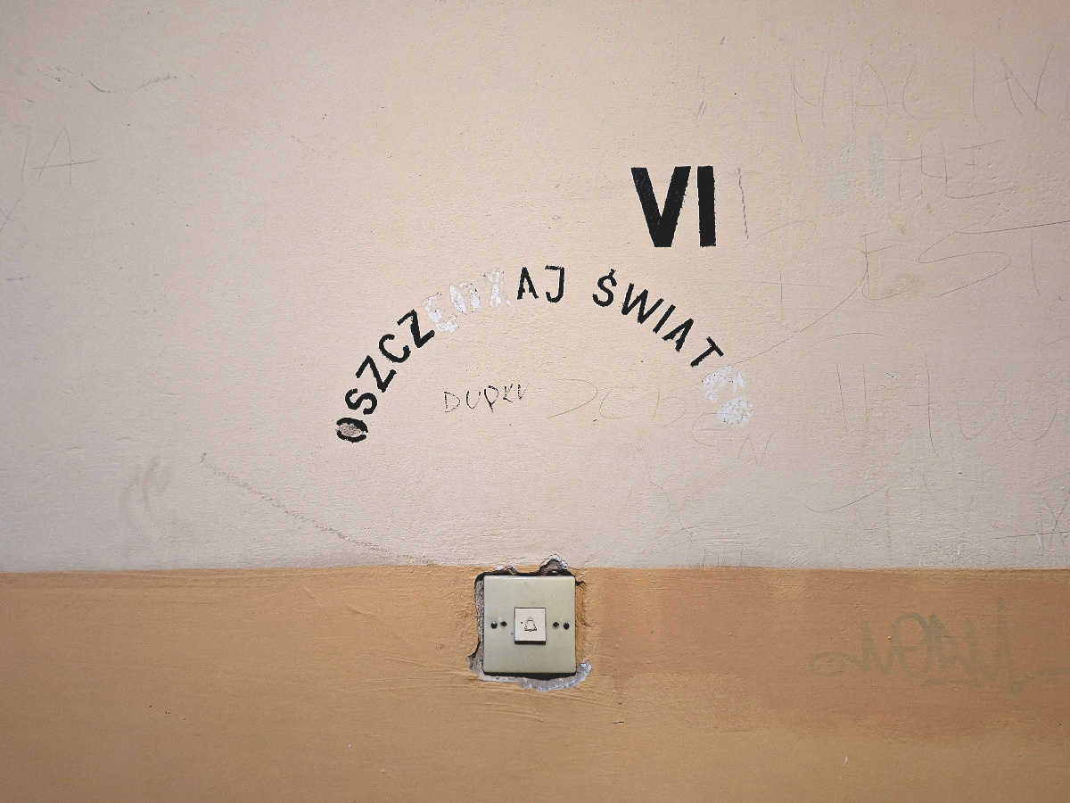 4d8233de-e5fb-43b5-9b89-68dad72293cd