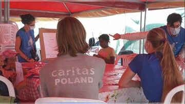 "Dzień Solidarności z Afgańczykami". Caritas Polska prowadzi zbiórkę dla uchodźców z Afganistanu