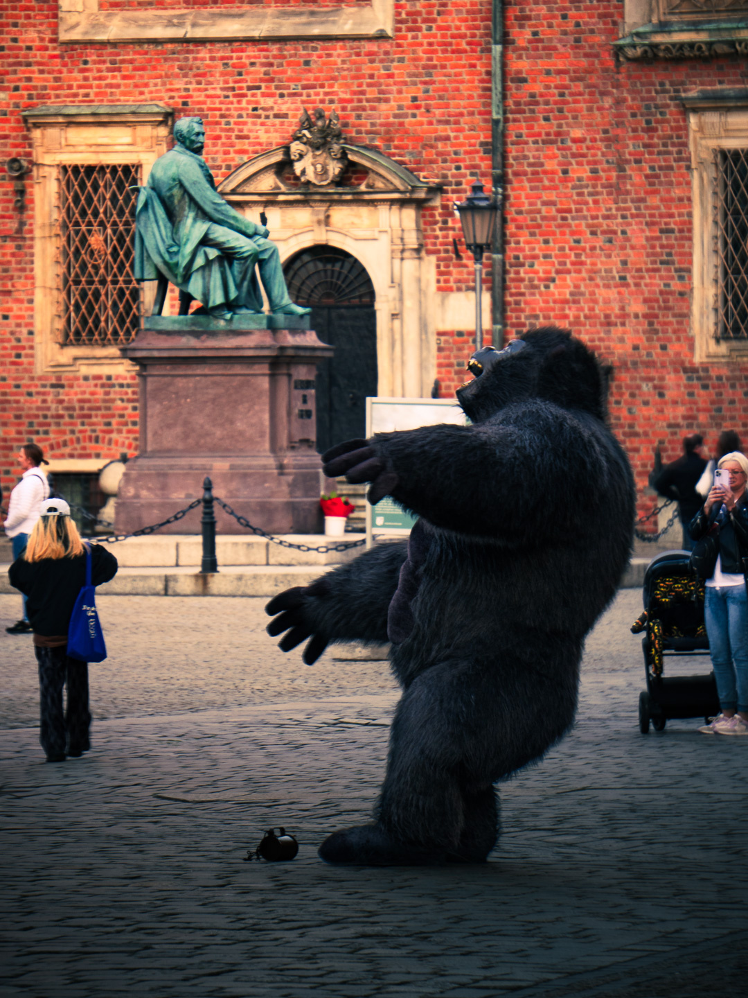 be8ee941-50e5-47d0-aee1-dcb7a17bbca7