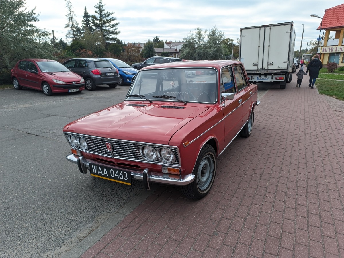 ef26f9ae-5c51-4206-a3fc-3832ef537b8d