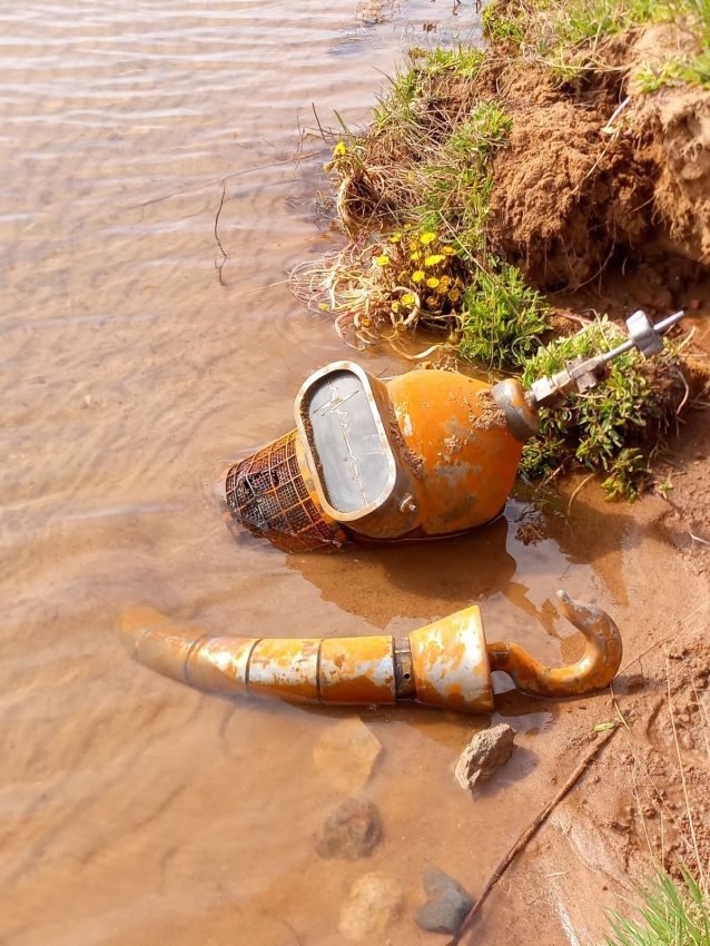 7d8d9893-d40f-448c-816b-4056ee01765f