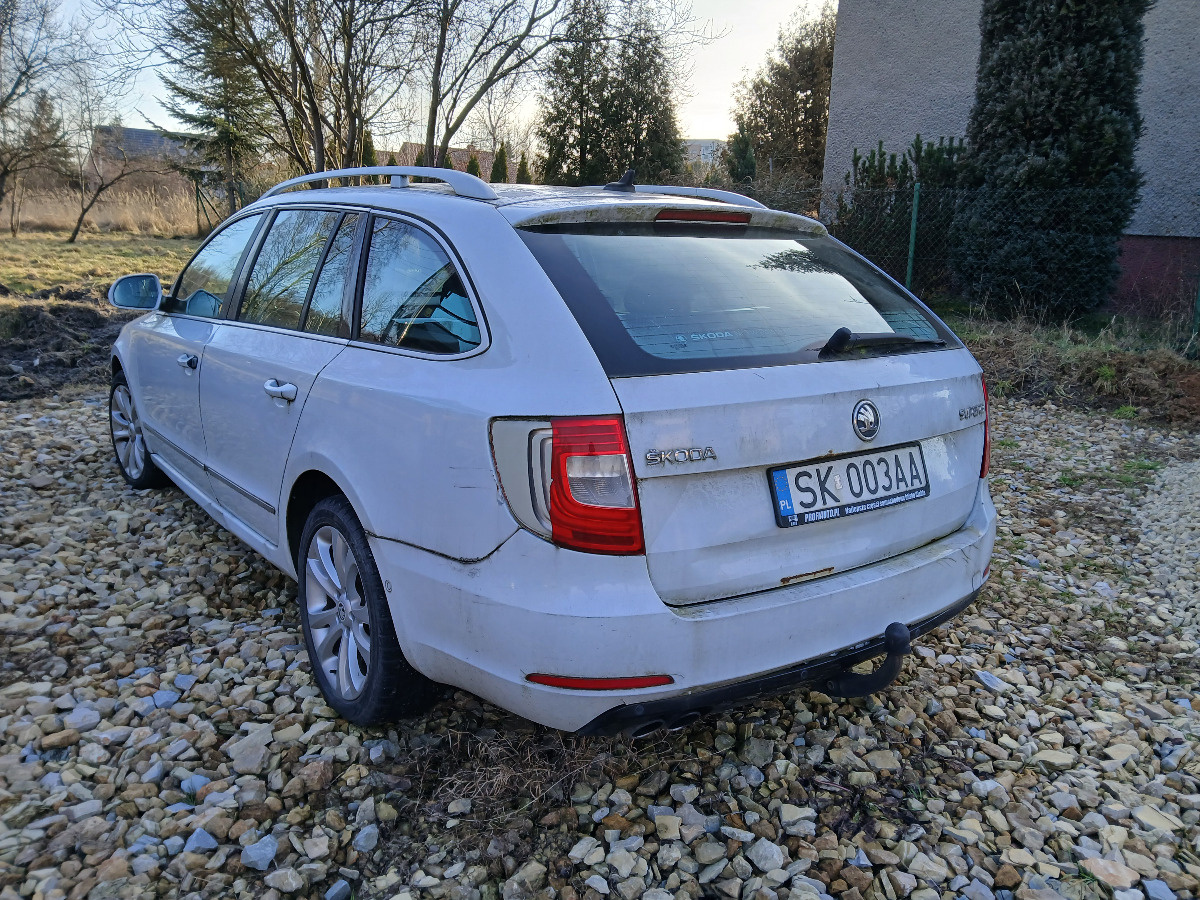 7dcdf0e5-66a6-43d0-800b-1d949552b79e