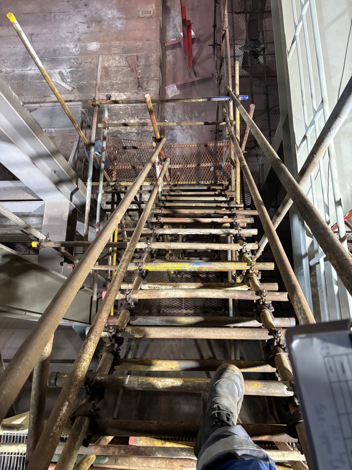 7aee995f-3a6c-4034-8f13-eb8173b26ce6