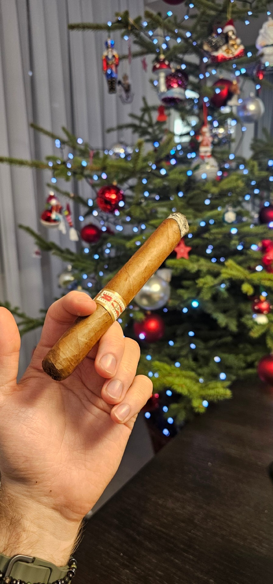 5e250880-5cba-4bc9-afba-8f52106a378a