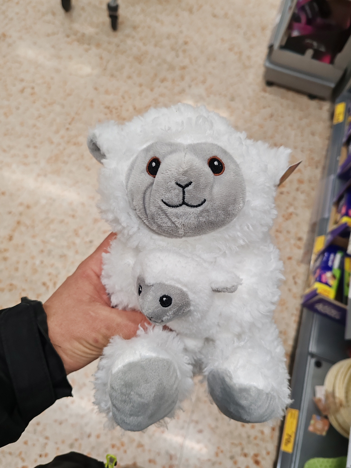 f0a900bf-cd92-4eaf-9cde-15d985090af9