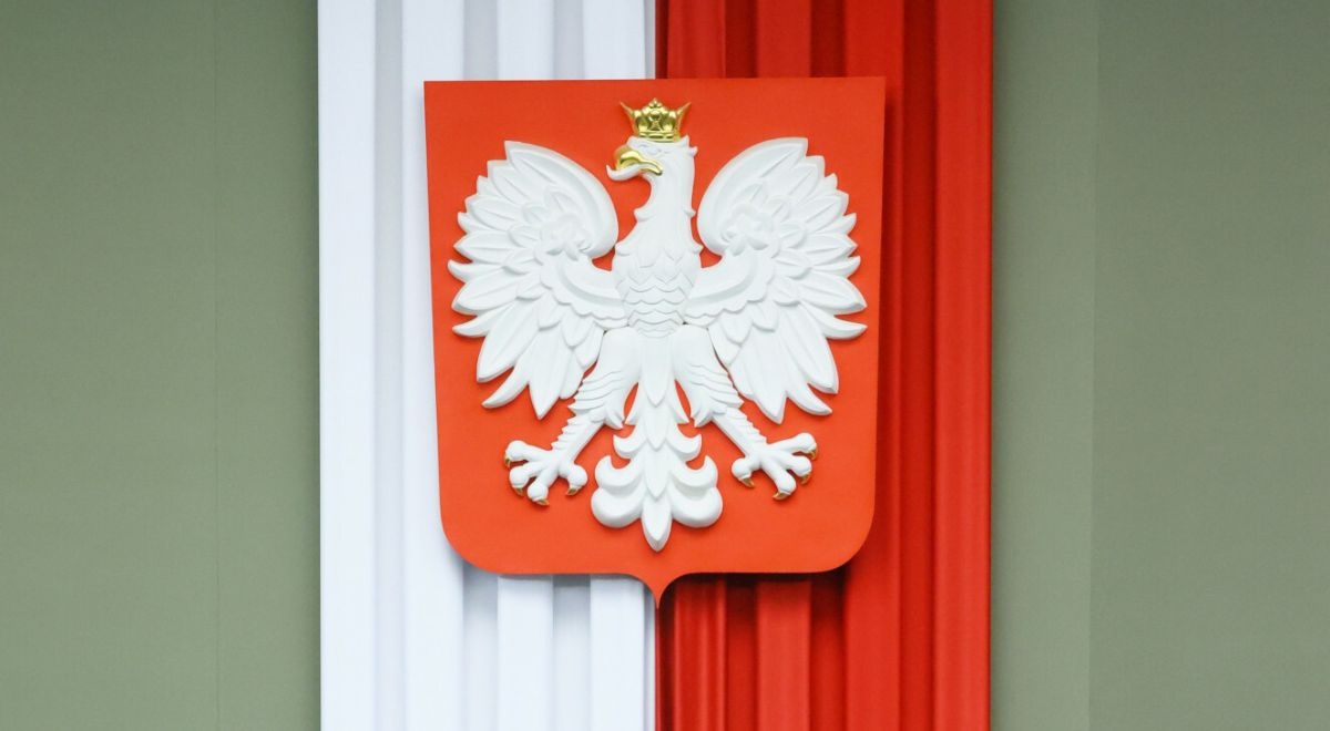 Rewolucja w symbolach narodowych? Rząd chce poprawić flagę, godło i hymn Polski