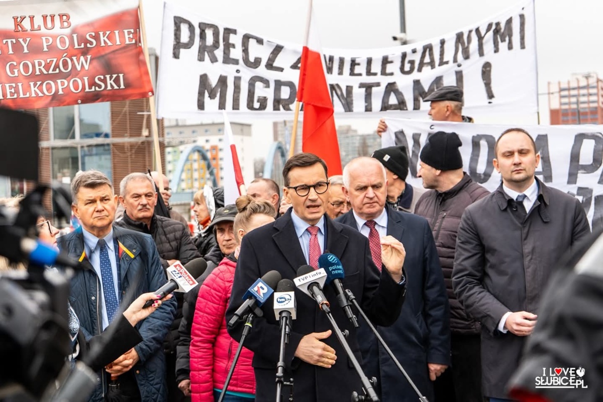 2e95b37f-00b3-4800-bd83-32ca57d88b3d