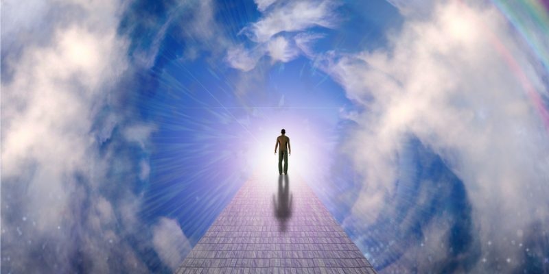 Dusza kontynuuje swoje istnienie po śmierci ciała. Tak wynika z odkryć mechaniki kwantowej