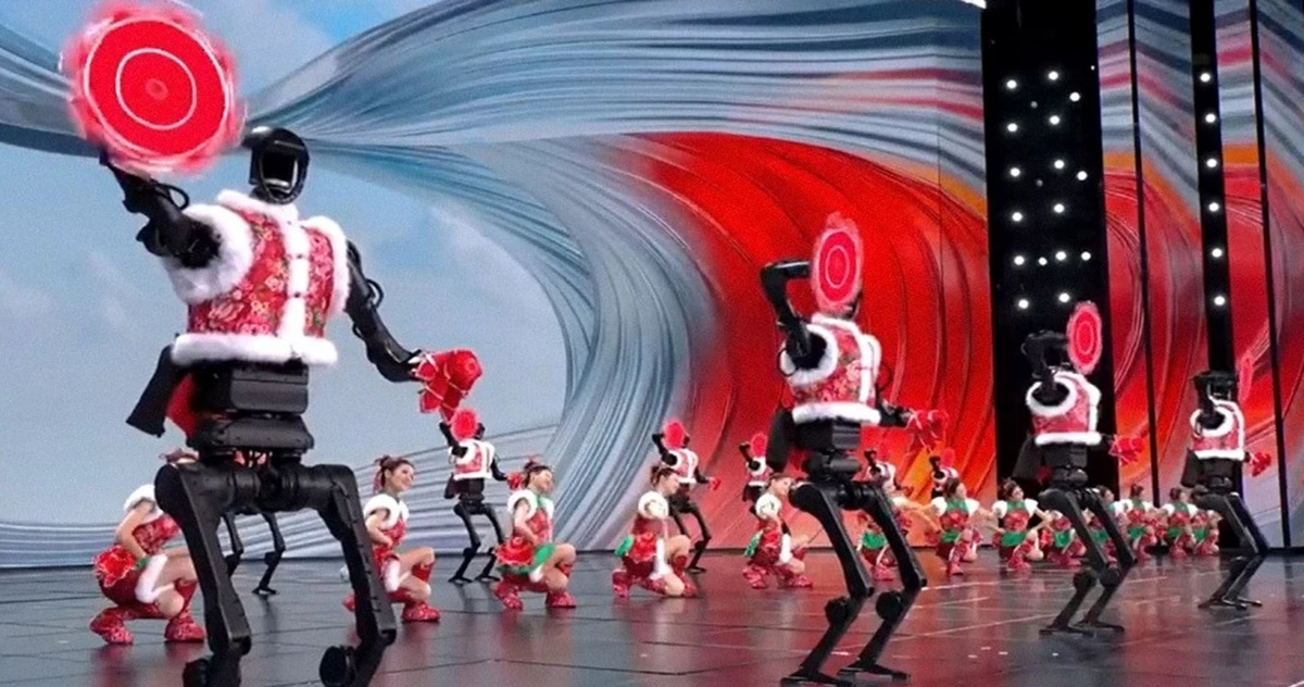 Robot zaatakował ludzi na festiwalu w Chinach