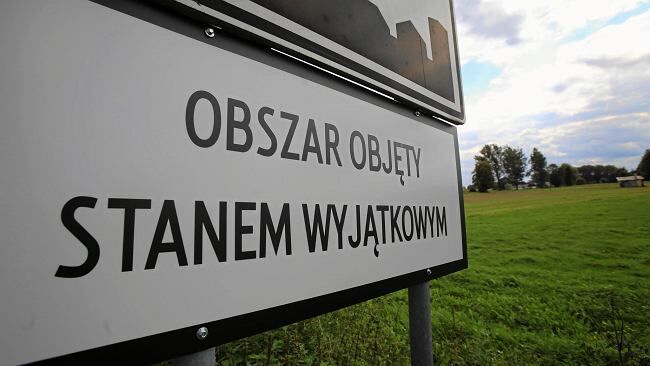 Strefa strachu. "Czujemy się zostawieni i opuszczeni, tak samo jak ci ludzie na granicy" [REPORTAŻ]
