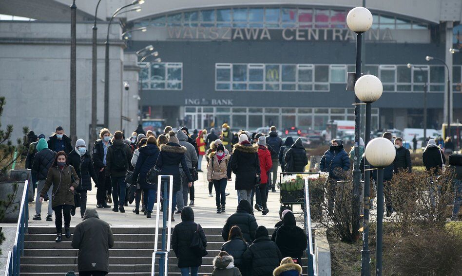 Strategia walki z COVID-19 nie podoba się posłom PiS