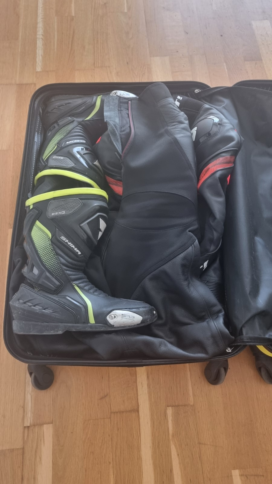 65918063-769c-43f8-a17e-a11b58efb695