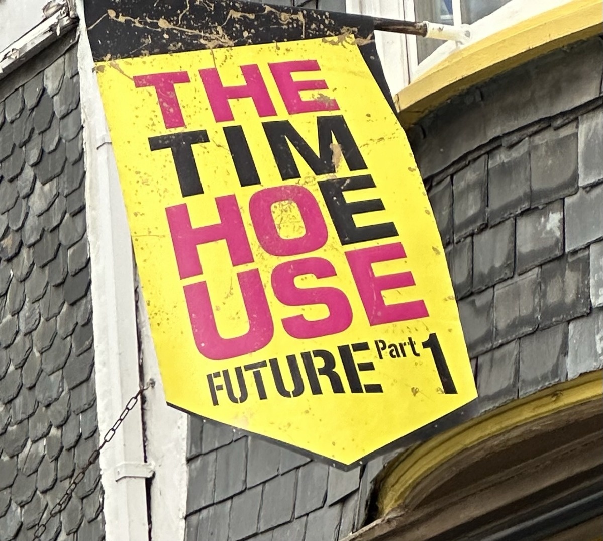 009060b1-63fc-41b8-a738-f4130304fcca