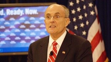 Prawnik Trumpa Rudy Giuliani z zakazem praktykowania prawa w kolejnym stanie
