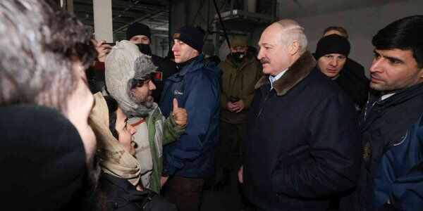 Łukaszenko grozi zakręceniem kurków z gazem