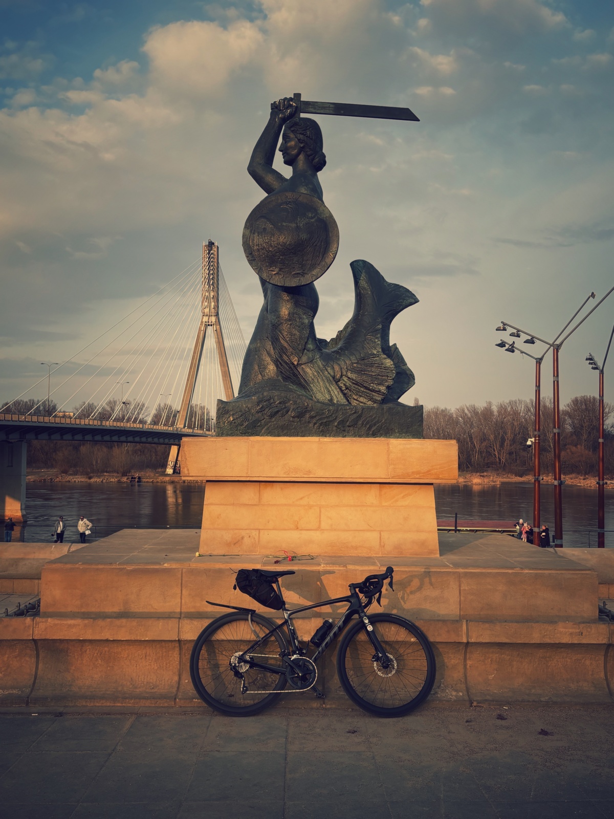 f31cfa40-4547-49e9-8a02-ff95940103ee