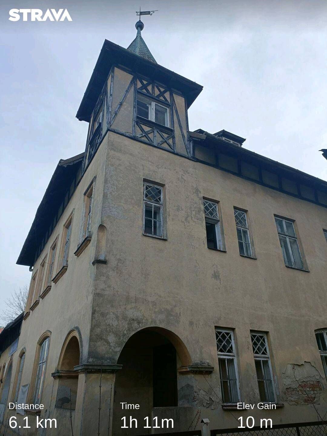 e6eb8331-0c96-4efc-9025-97d173dc66a0