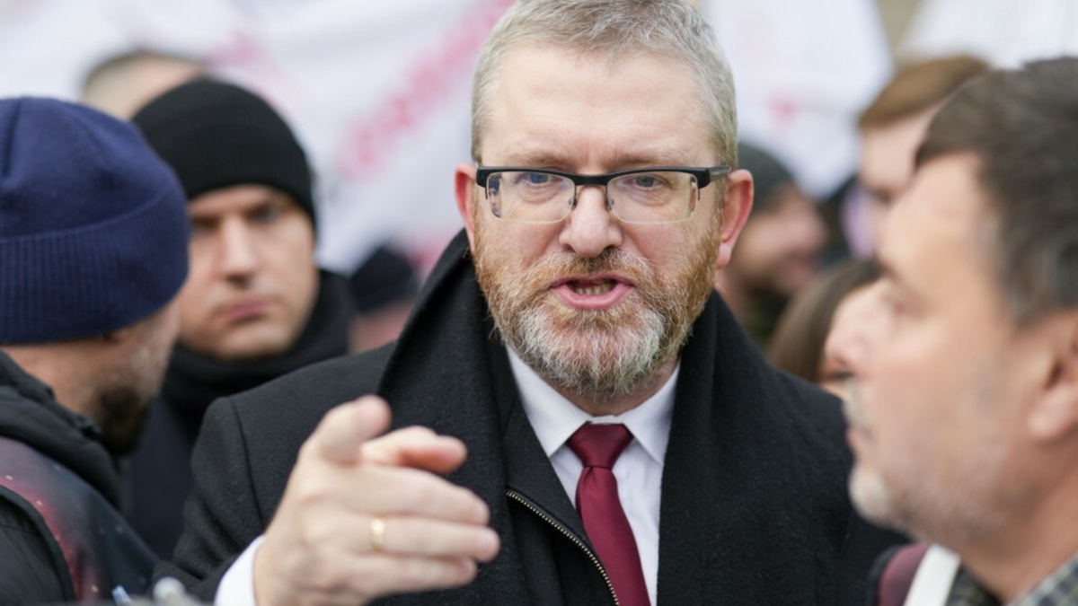 Burza po decyzji Grzegorza Brauna. "Ale się porobiło"