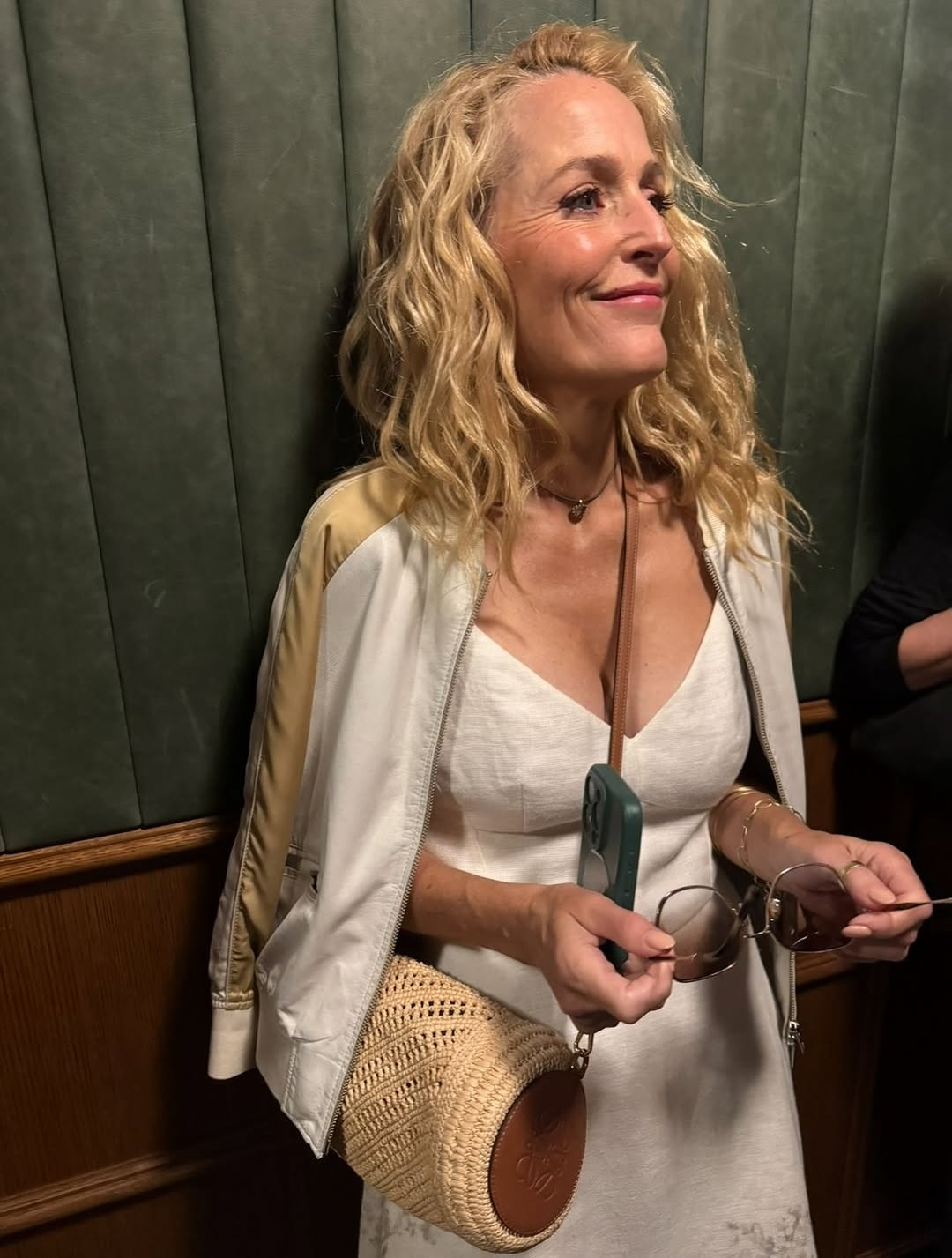 1da8756d-8bf6-4e49-99cd-6c9103a7c5ff