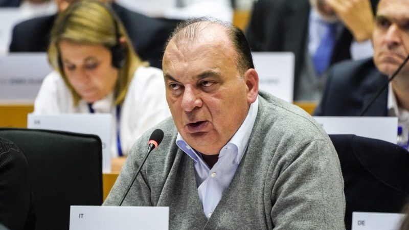 Włochy: Asystentka europosła aresztowana. W tle sprawa Huawei?