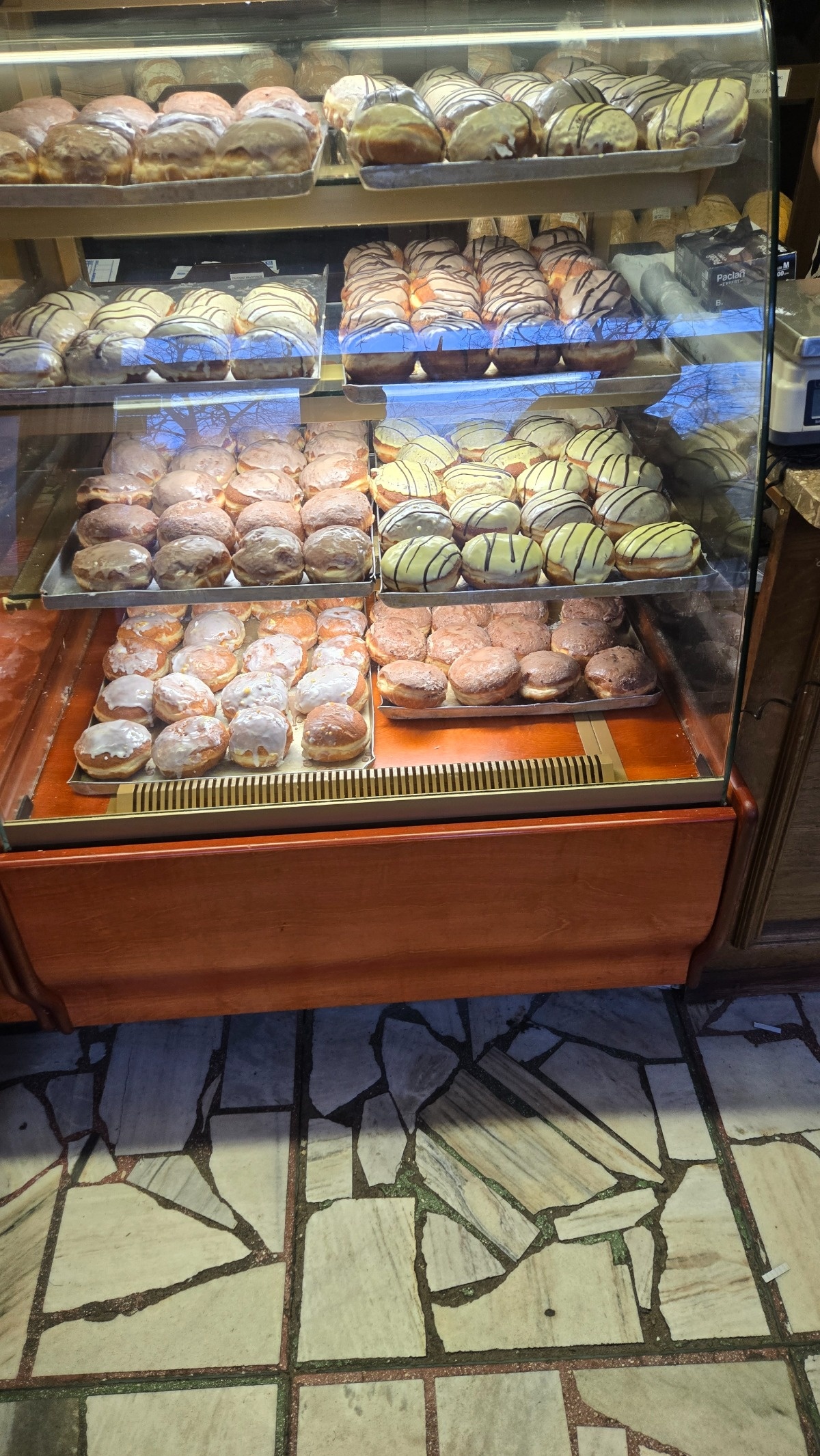 876bf63f-74cb-4976-98bc-a3d1cfcbe95b