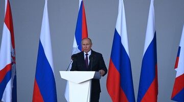 Rosja. Ruszyła budowa sześciu okrętów wojennych. Władimir Putin: Rosja potrzebuje silnej floty
