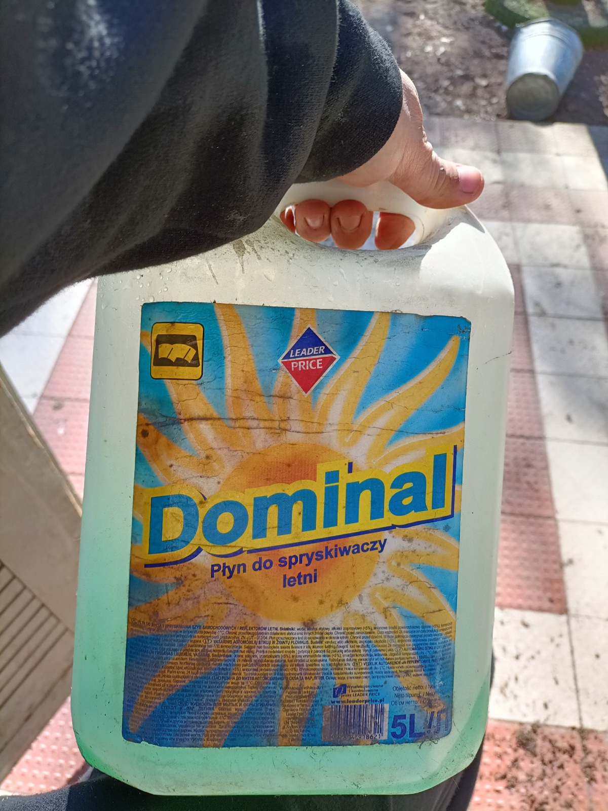 74ebc37f-0172-4fa0-9c39-318157b0e388