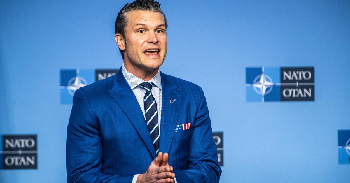 Sekretarz obrony USA wstrzymuje działania dotyczące Rosji. "To krytyczny błąd"