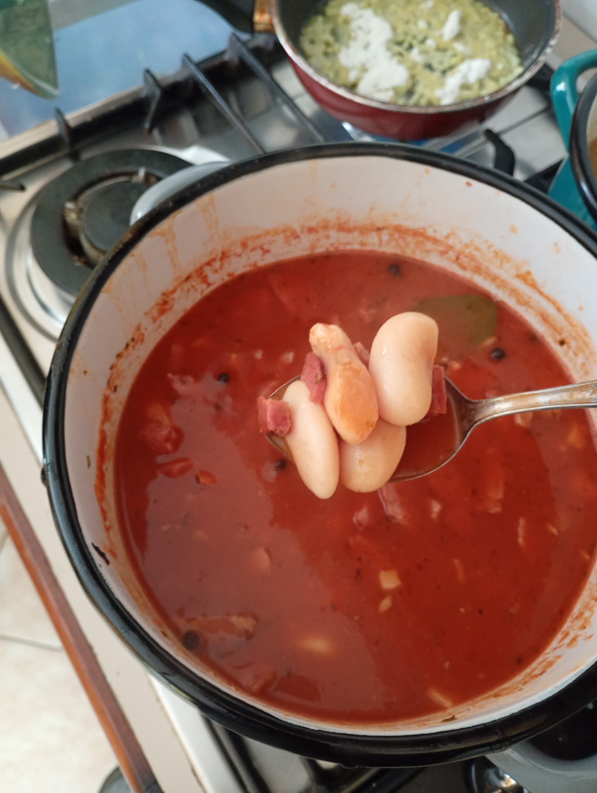 6333a03c-363b-4828-8631-2b81b8aa4940