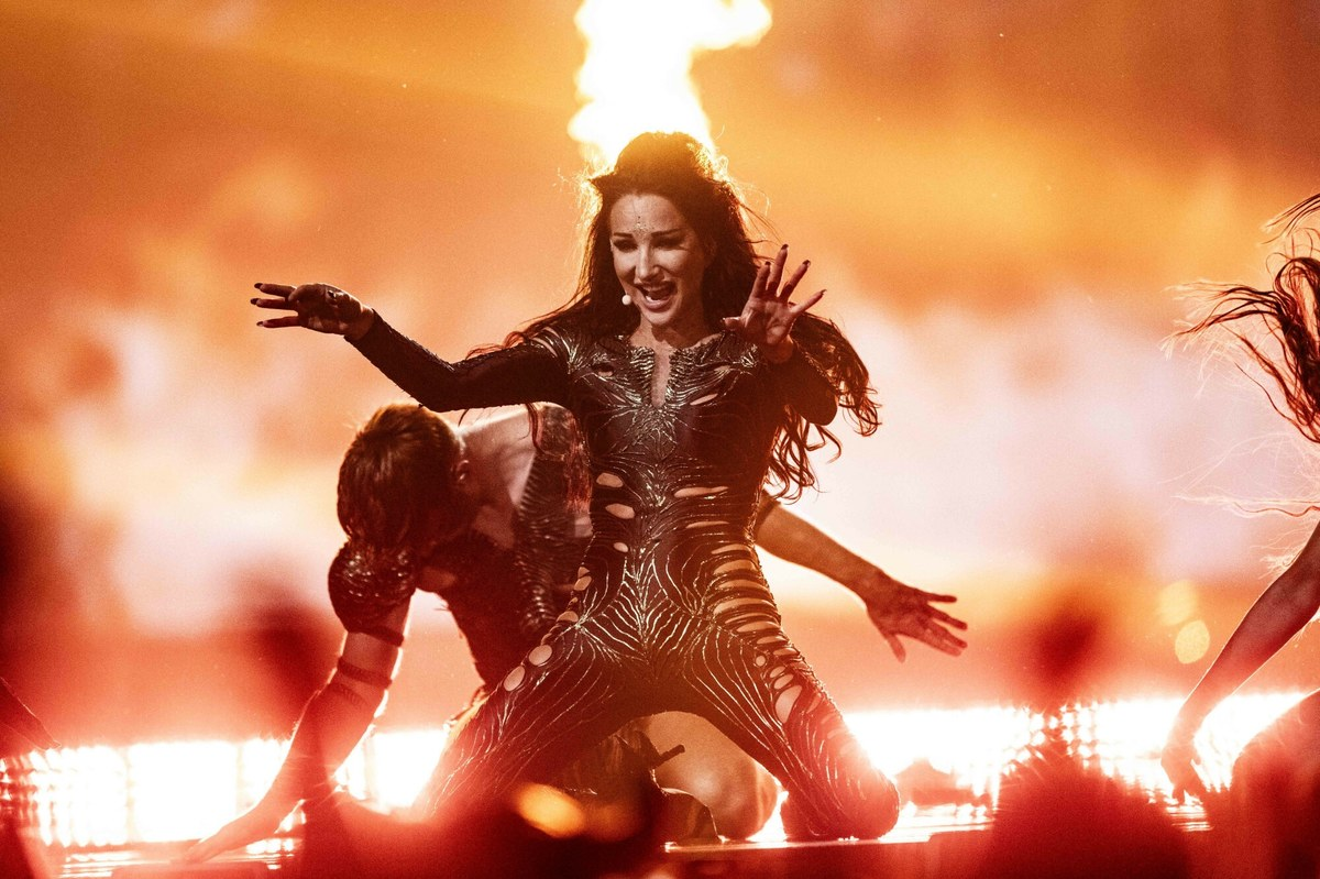 33369488-2ed7-4e9d-bf5e-19e3797f6cad