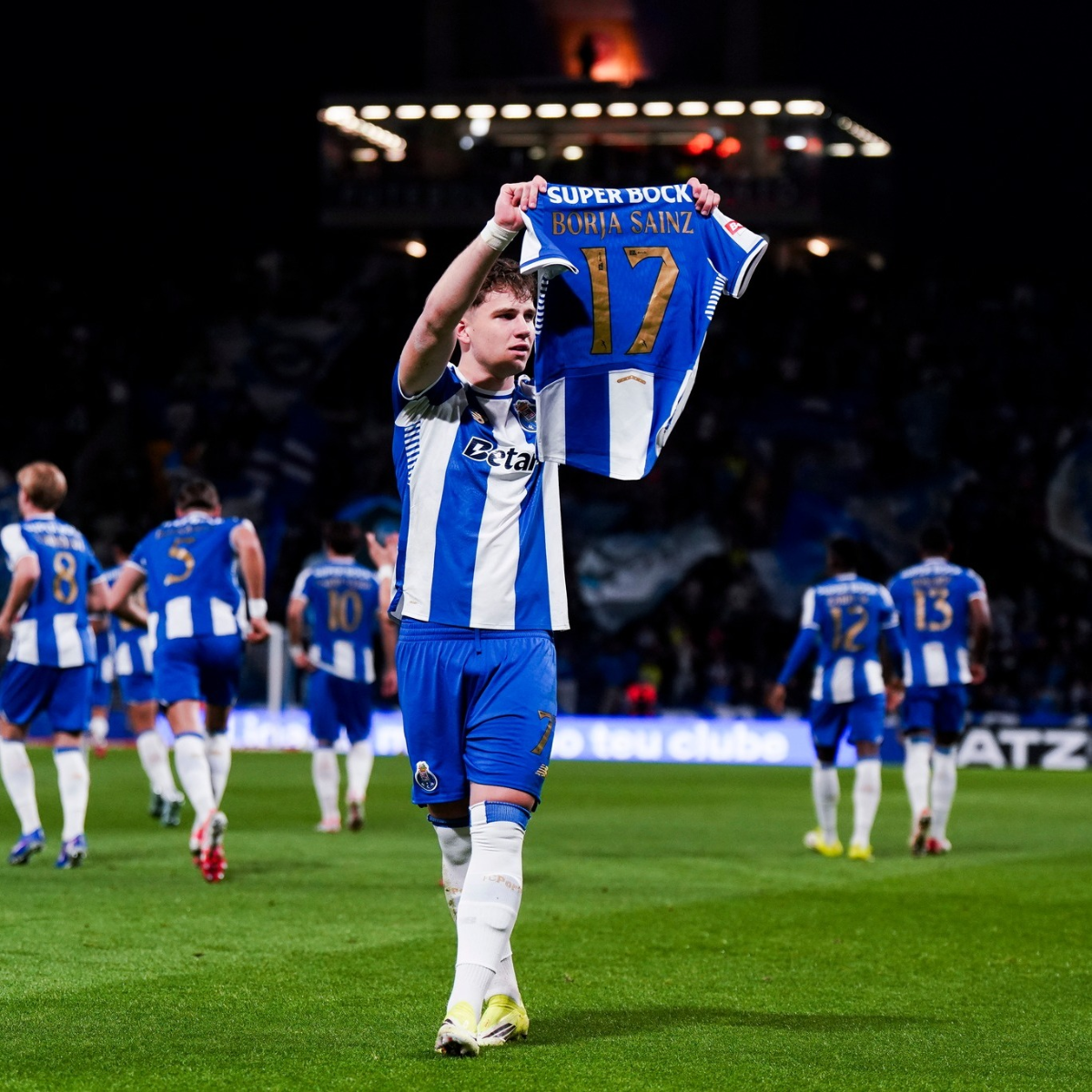 b08706c3-99fd-44ea-9c46-3fc38803a81c