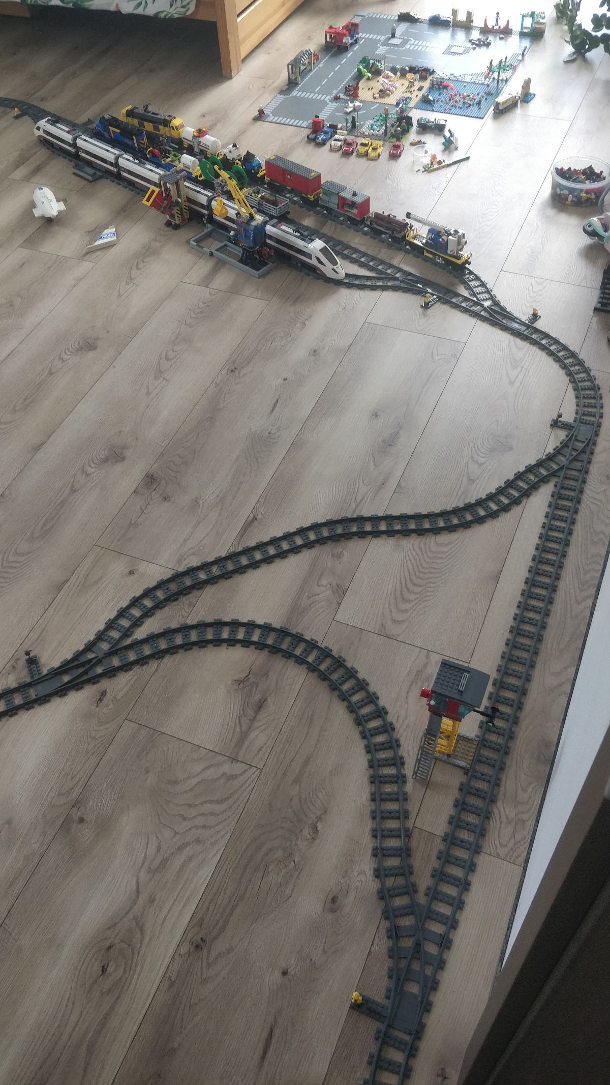 00dc1b4b-4484-4e65-b934-139a3074ddb0