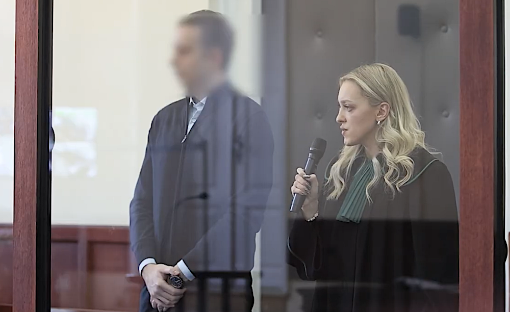 Sceny w sądzie! Rodzice Sebastiana M. zaczęli się śmiać, ojciec ofiary nie wytrzymał. „Trochę powagi” - CrowdMedia