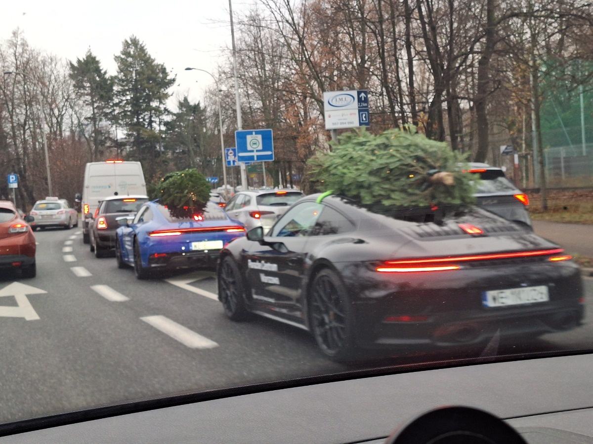 a6502569-fd62-4e37-9271-660bf28f564e